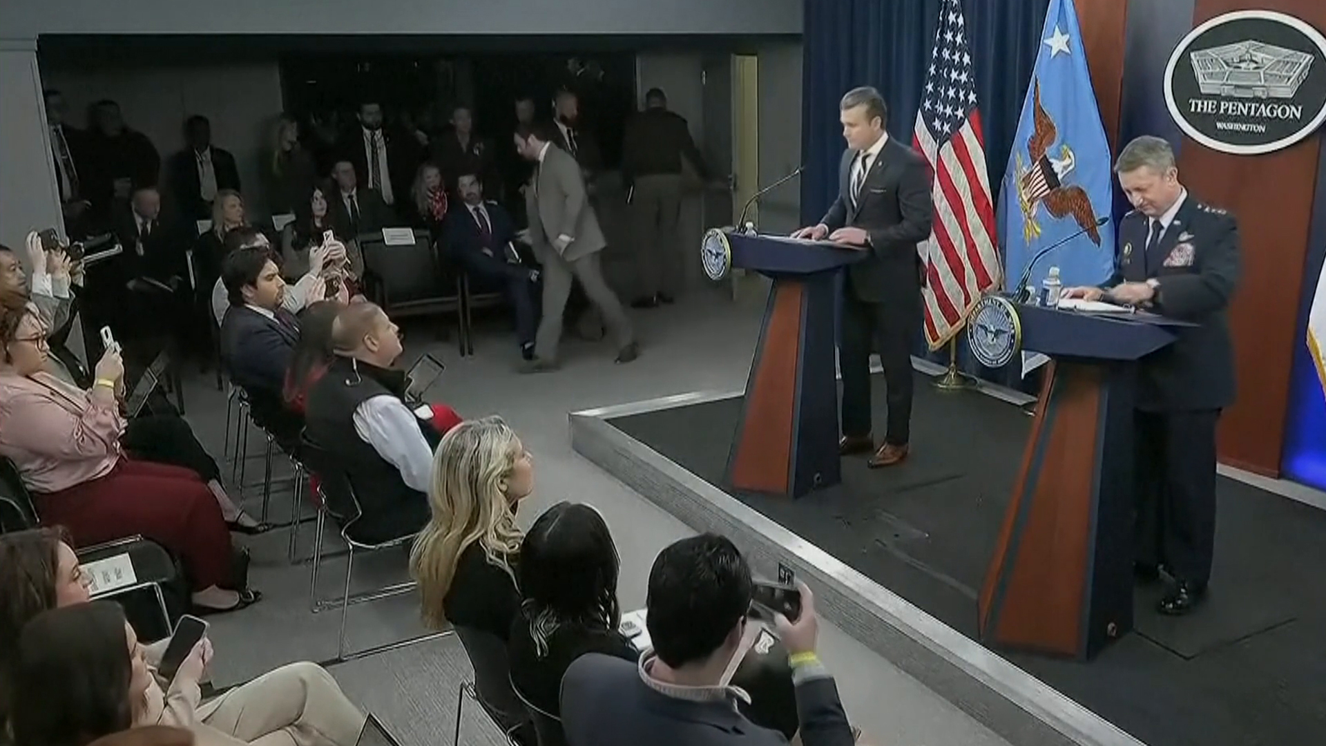 نقره لعرض الصورة في صفحة مستقلة