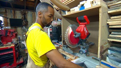 US-Canada trade war hits Michigan businesses as tariffs drive up costs