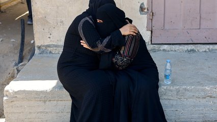 Israeli forces have shot two Palestinians in Khan Younis along the so-called 'yellow line'
