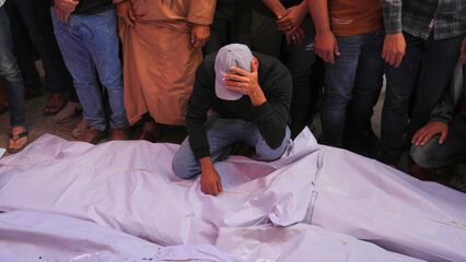 Israel’s relentless bombardment of Gaza continues as UK, Canada and France threaten sanctions