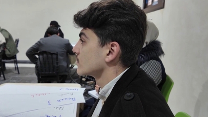 Syria youth: New initiatives bring hope for young Syrians
