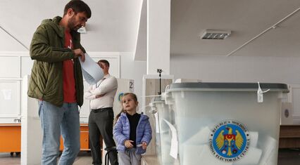 Moldova holds parliamentary elections hit by claims of Russian interference