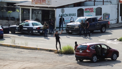 Mexico’s Sinaloa cartel war displaces thousands
