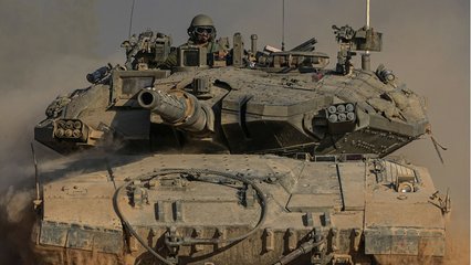 War on Gaza: Israeli tanks & bulldozers advancing towards Deir el-Balah