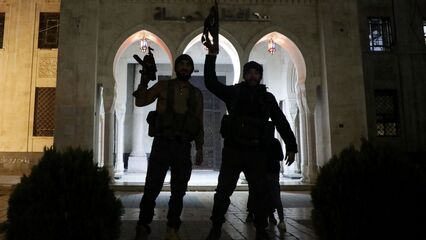 Prisoners released: Hama prison inmates freed by opposition
