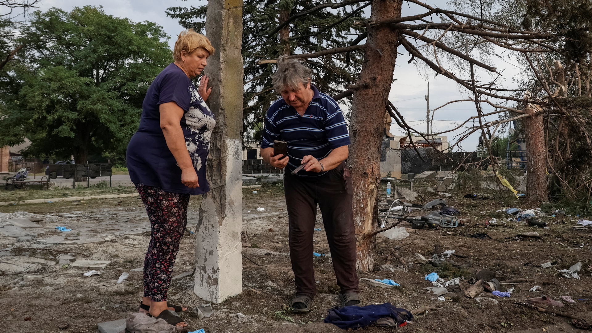 Search in sidebar query