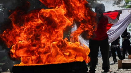 Indonesia anti-govt protests: Anger grows after ride-share driver killed by police
