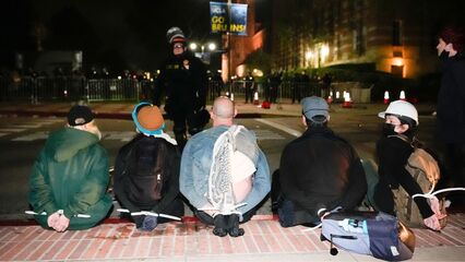 UCLA campus protest: Police clear anti-war encampment