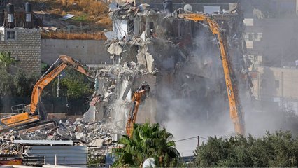 Israeli forces demolish residential building in occupied East Jerusalem