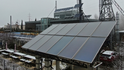 US solar industry booms despite looming tax credit cut