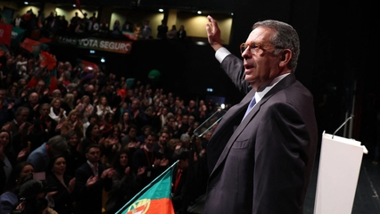 Portugal floods: Election goes ahead as far-right in run-off for first time