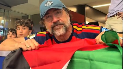 Spain's Oscar-winning actor raises Palestine flag at World Cup match