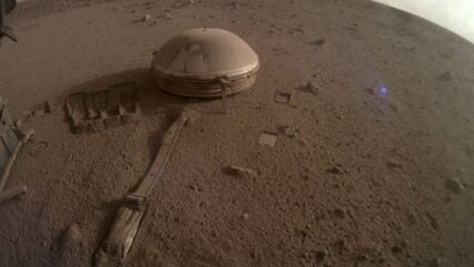 Hidden ocean on Mars: Researchers suggest water could be 20km beneath the surface