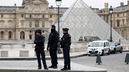 What we know about robbery at Louvre Museum in Paris