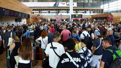 Global IT outage causes chaos, disrupting airlines, banks, media, telecoms
