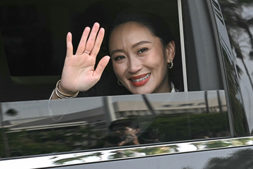 Thai Prime Minister Removed Amid Constitutional Crisis