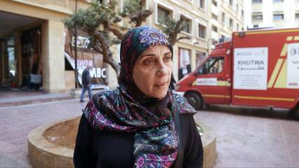 Displaced Lebanese criticise ceasefire as Israeli strikes continue