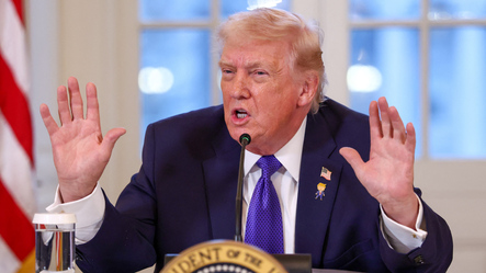 Trump meets US oil bosses to discuss Venezuela extraction