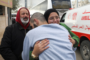 Israel and Hamas complete second swap of captives, prisoners