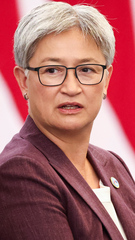 Australia’s top diplomat visits China to talk energy security