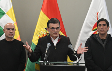 Bolivia’s President announces cabinet reshuffle amid antigovernment protests