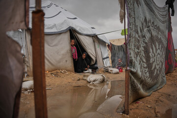 Surviving winter without shelter: Heavy rains flooding makeshift tents across the strip