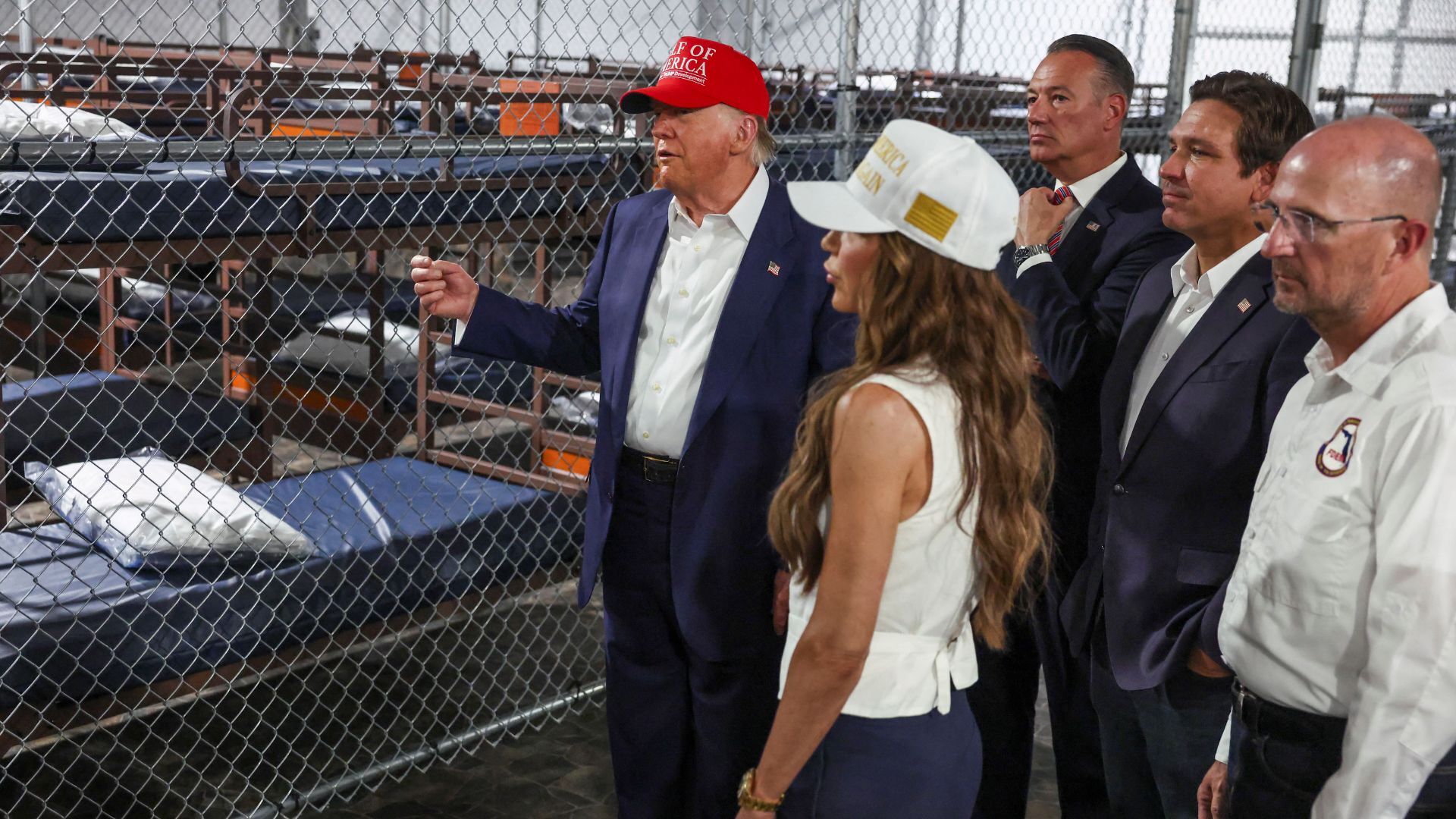 Search in sidebar query