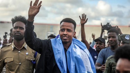 Hero's welcome for Omar Artan after Somali's World Cup dreams dashed