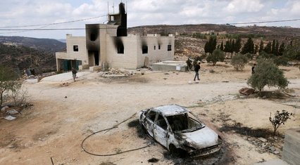 Israeli settlers attack West Bank village and block Palestinian family from returning home
