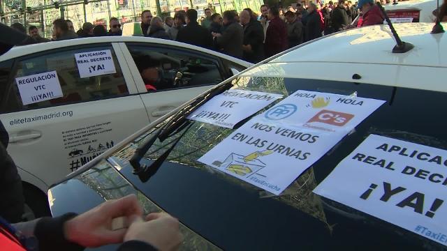Unos 5.000 taxistas se manifiestan en Madrid