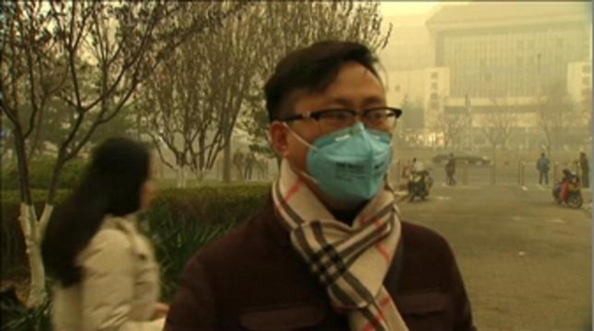 Las autoridades de Pekín han vuelto a recomendar a sus 22 millones de habitantes que se queden en sus casas