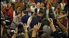 Pedro Sánchez arropa a Susana Díaz en Marbella