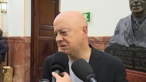 La presidenta de la Junta de Andalucía, Susana Díaz, y el portavoz de la gestora, Mario Jiménez