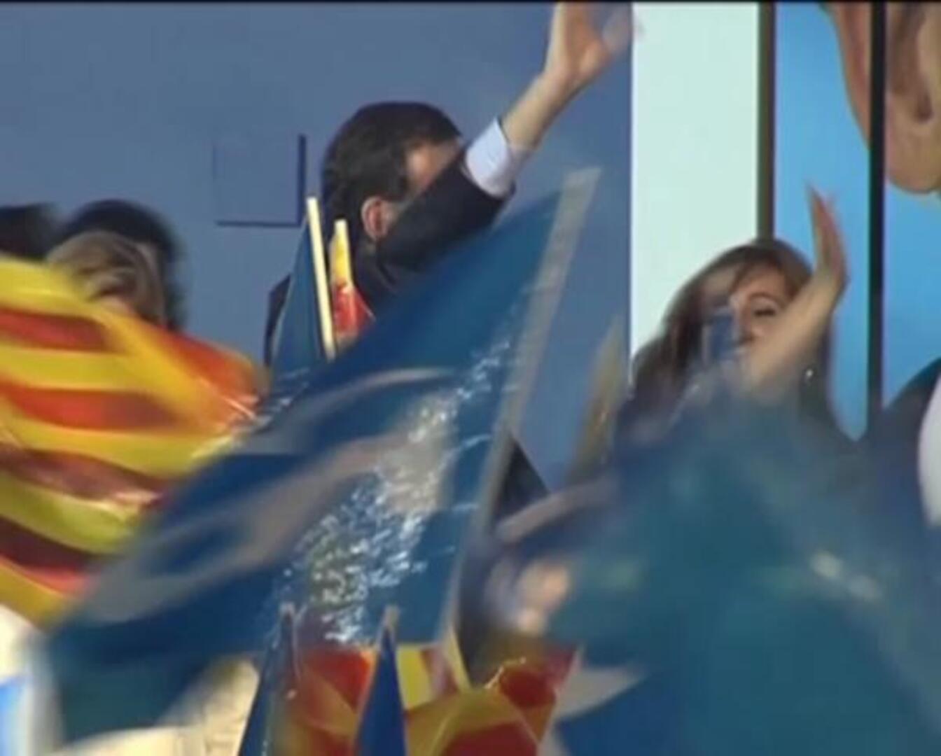 El PP arrasa al PSOE con una mayoría absoluta que llegaría a 195 diputados