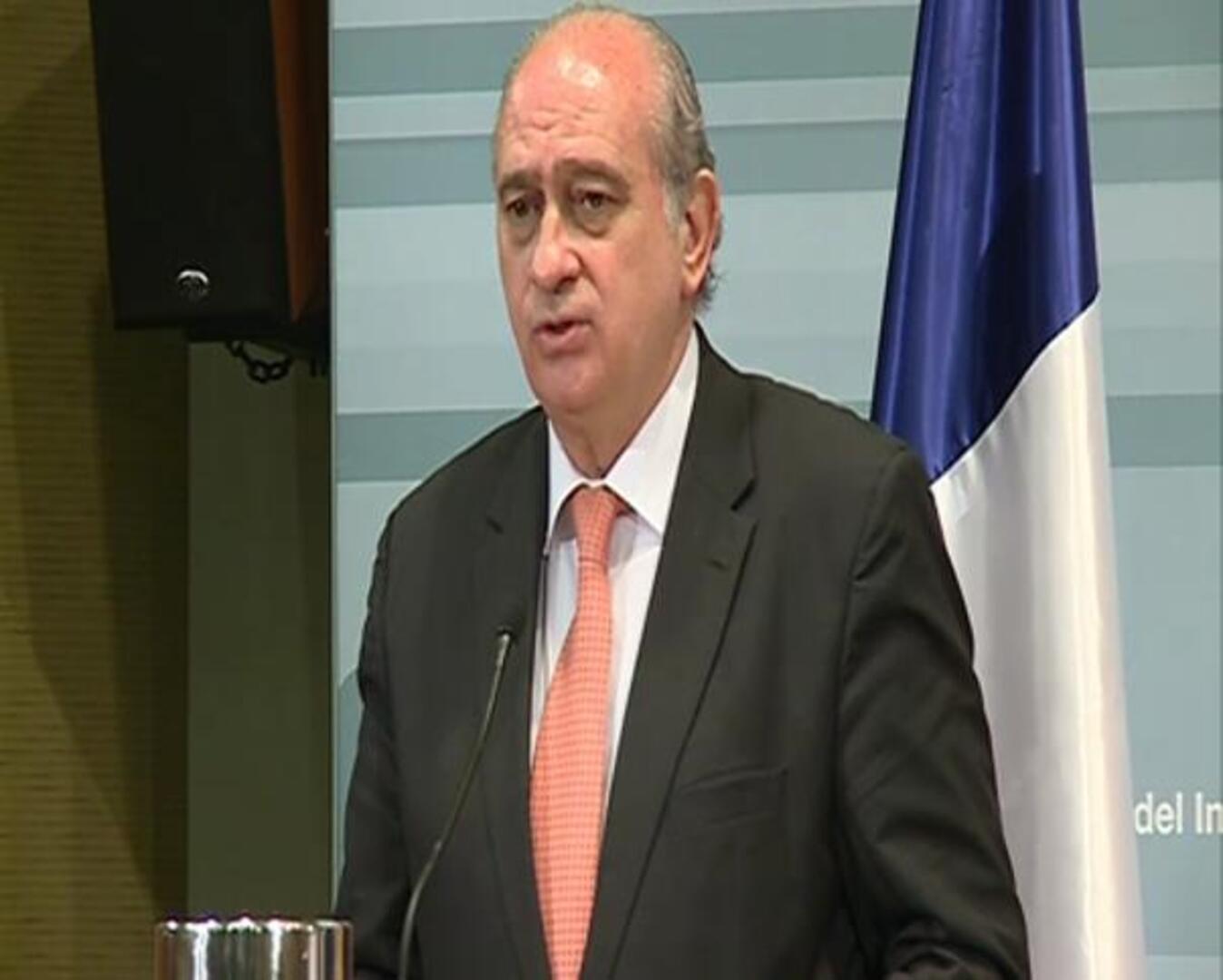 Fernández Díaz desvela que los etarras detenidos portaban un kilo de explosivos