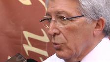 Enrique Cerezo defiende el nuevo escudo del Atlético de Madrid