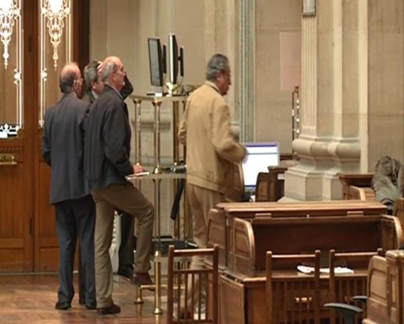 Castigo al Ibex tras conocerse la deuda de los bancos con el BCE