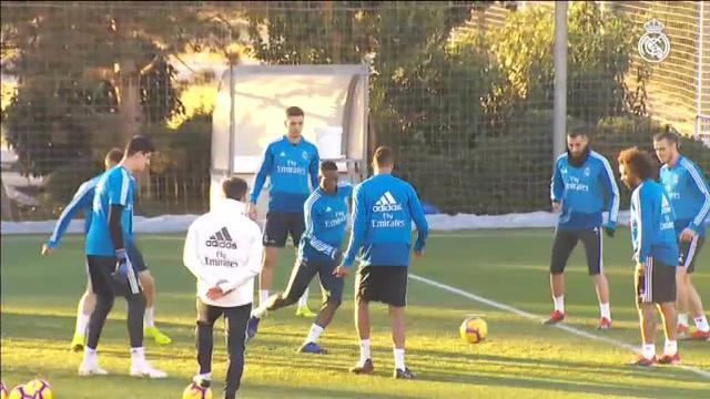 El Real Madrid completa el primer entrenamiento del año