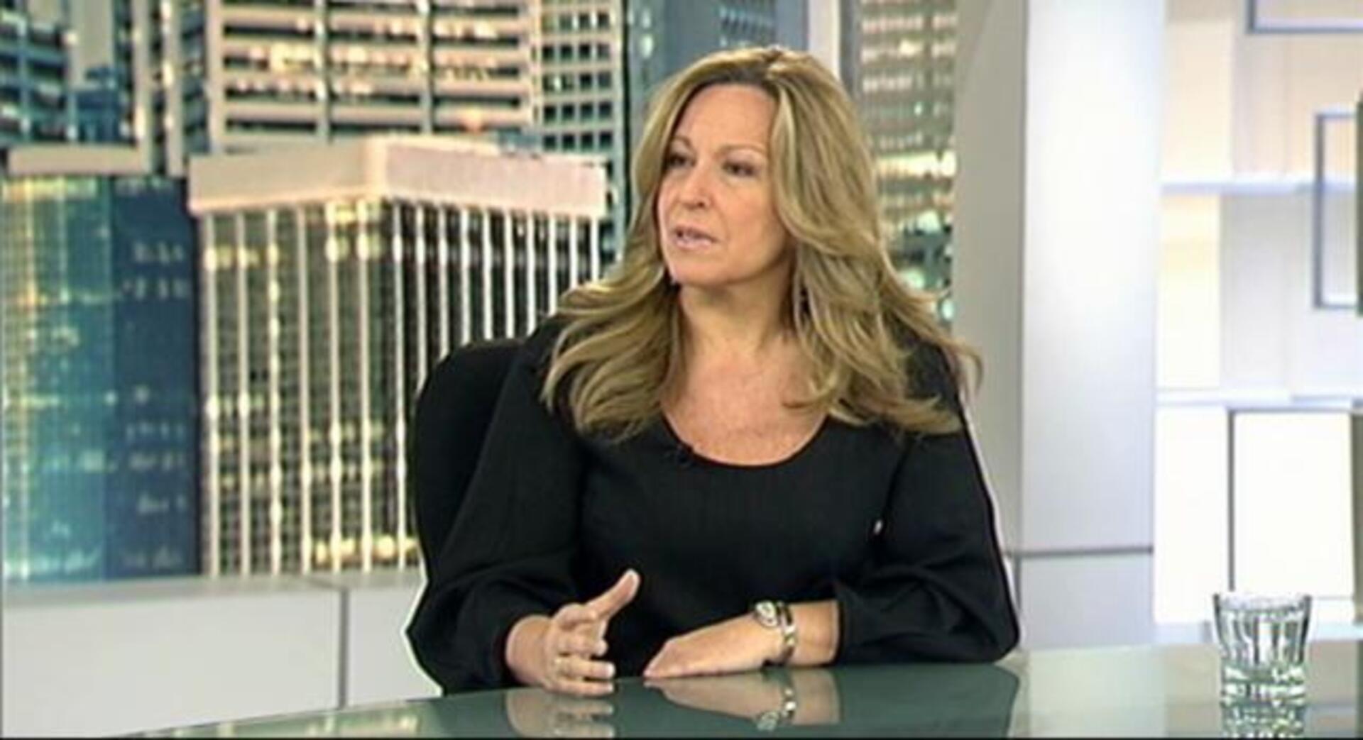 España envía cinco toneladas de ayuda en el avión que repatriará a 4.000 egipcios desde Túnez