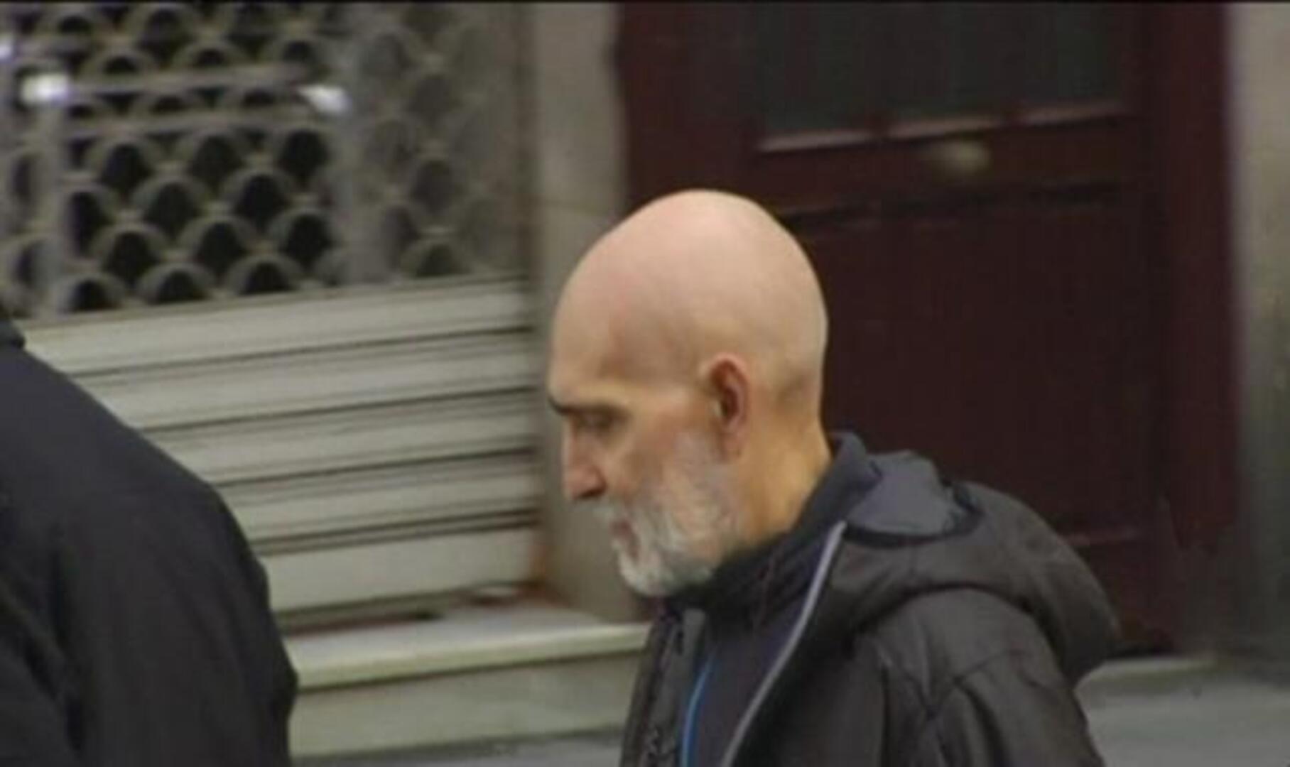 El etarra Bolinaga, de paseo por las calles de Mondragón