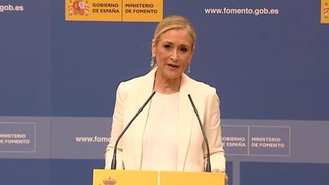 Vídeo: Cifuentes, a favor de abrir el PP a una «participación más directa de la militancia»