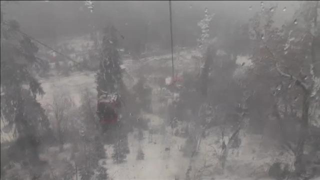 Cae en los estados indios del Himalaya la primera gran nevada de la temporada