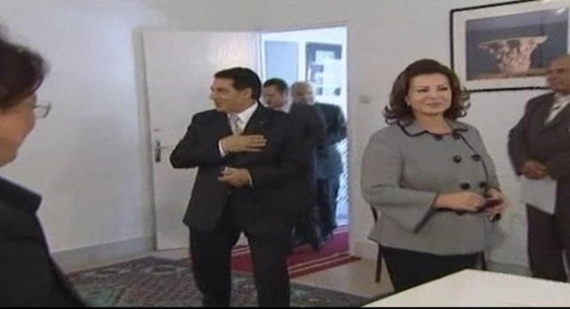 La mujer de Ben Alí sacó de Túnez 1,5 toneladas de oro, según Francia