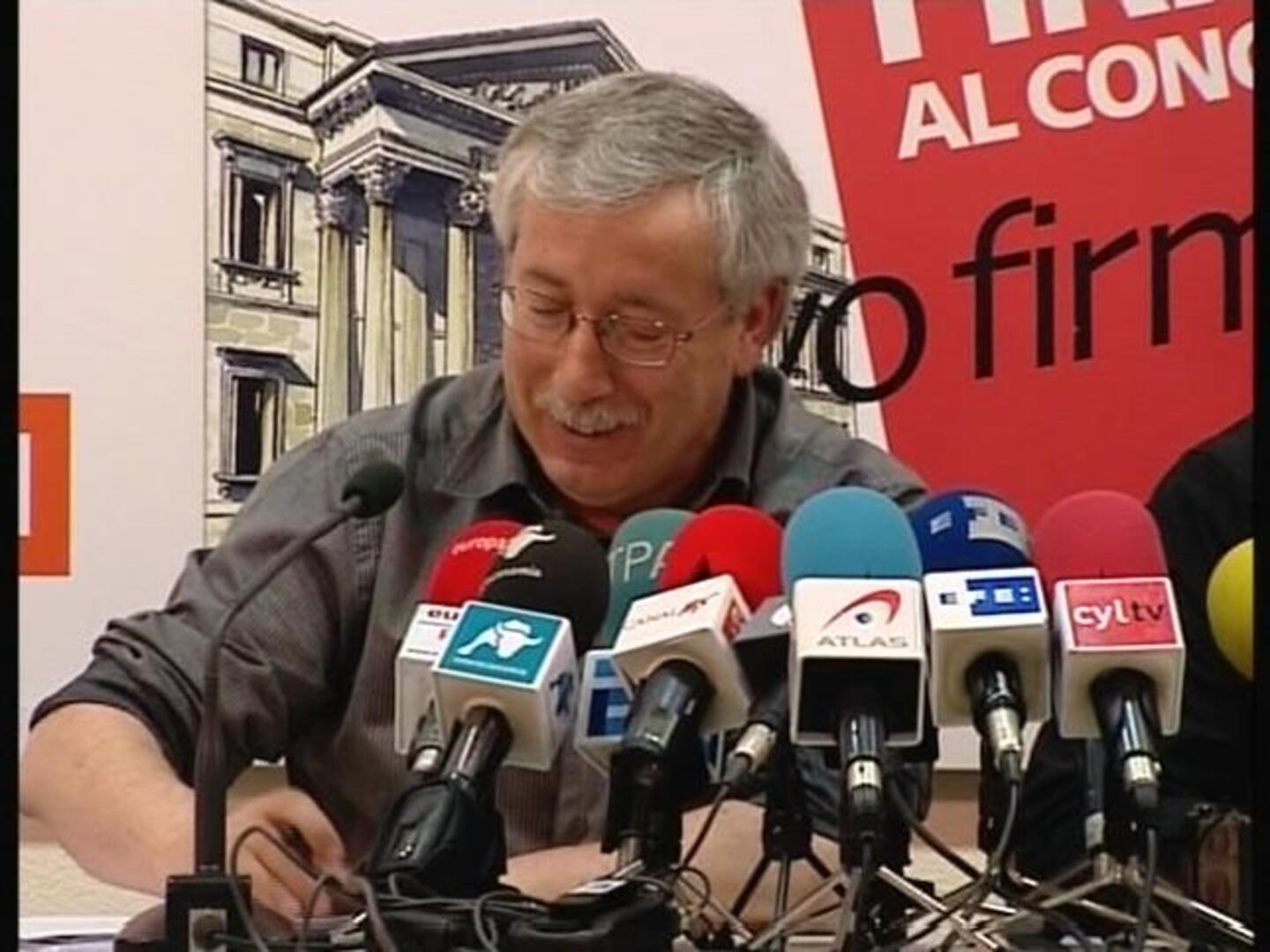 Toxo y Méndez tachan la improvisada cena con Zapatero de prescindible