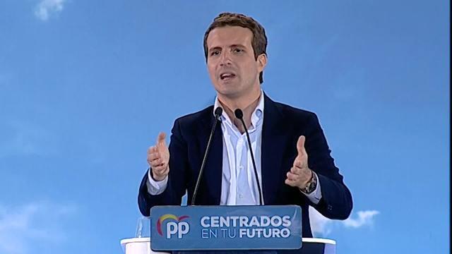 Casado llama a &quot;agrupar el voto moderado y constitucionalista&quot;