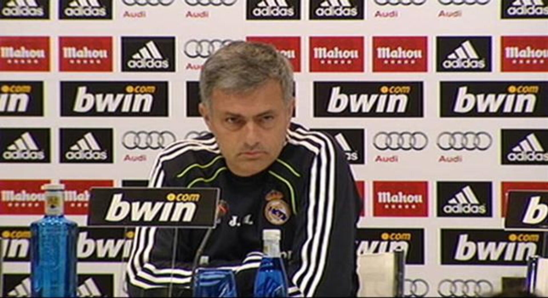 Mourinho: «Si me echan no voy a entrenar al Málaga, iré a un equipo grande»