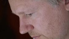 Julián Assange, condenado a un año de cárcel por violar la libertad condicional