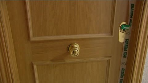 Vídeo: Mata a su mujer delante de sus hijas