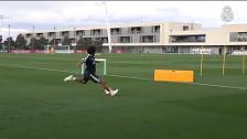 Marcelo realiza parte del entrenamiento con el grupo