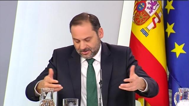 El ministro de Fomento, José Luis Ábalos, hoy, tras el Consejo de Ministros